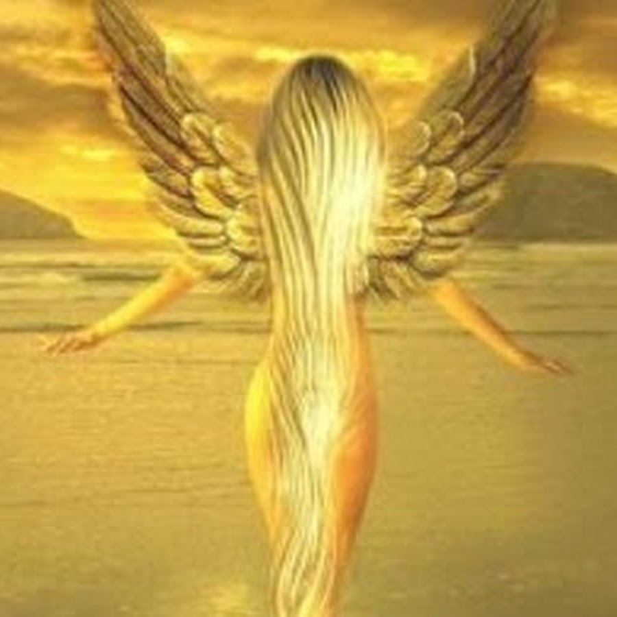 Богиня с крыльями