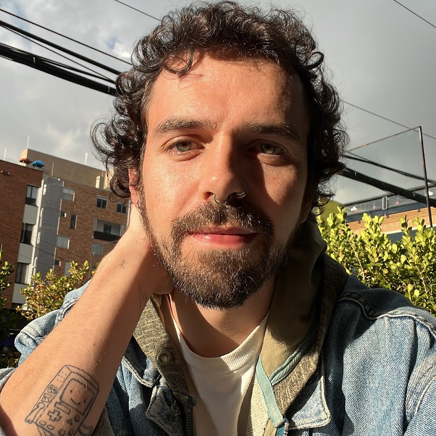 AATXAJxS7vSpwVJFPJGxr4qxmzwXs1DQD4lcc4NTXA=s900-c-k-c0xffffffff-no-rj-mo