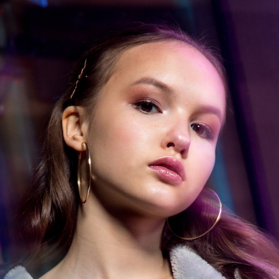 Карина данилова модель