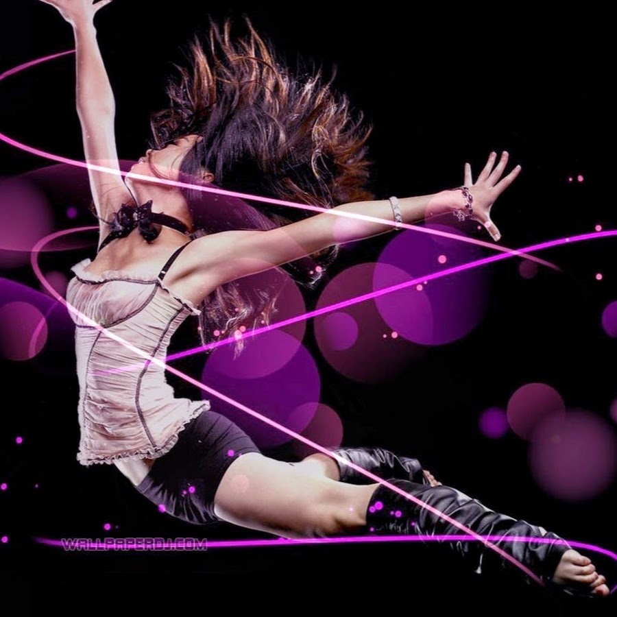 Девочка с фаллоимитатором. Девочки подростки балуются. Девушка против вибратора. Гифки фитнес девушки. Девушка против вибратора.