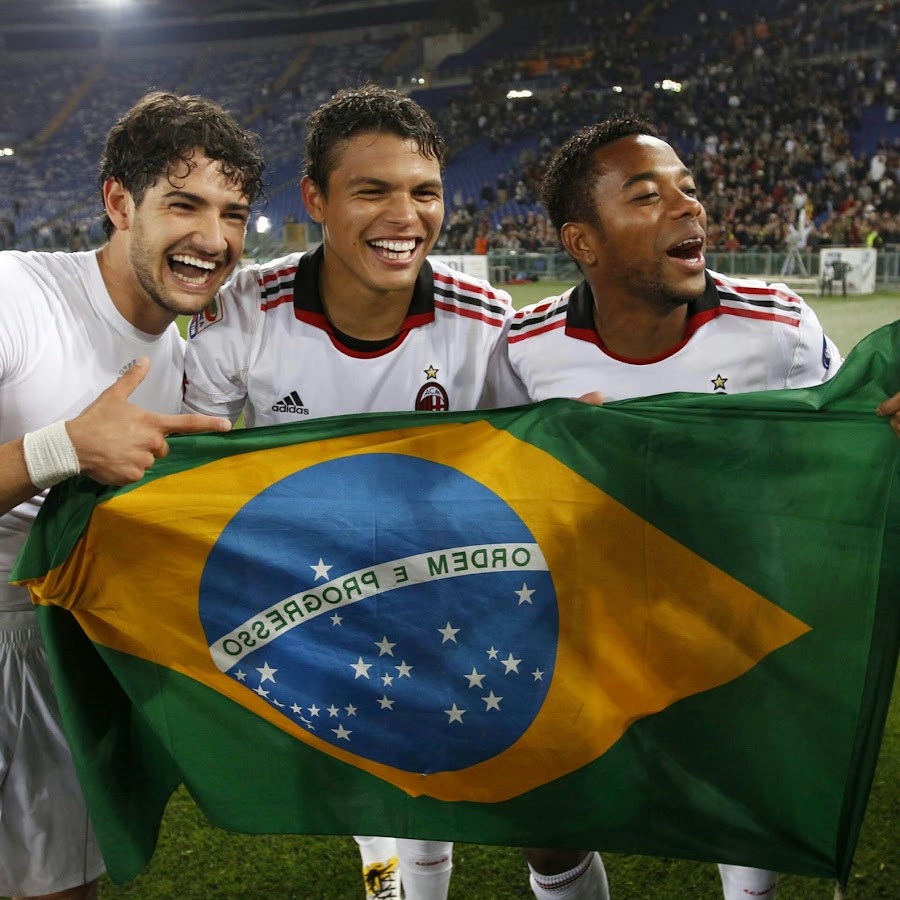 фиорентина сезон 1999-2000. форма итальянских футболистов. наполи фк 1986. Ampadu ethan 2022. итан ампаду специя.