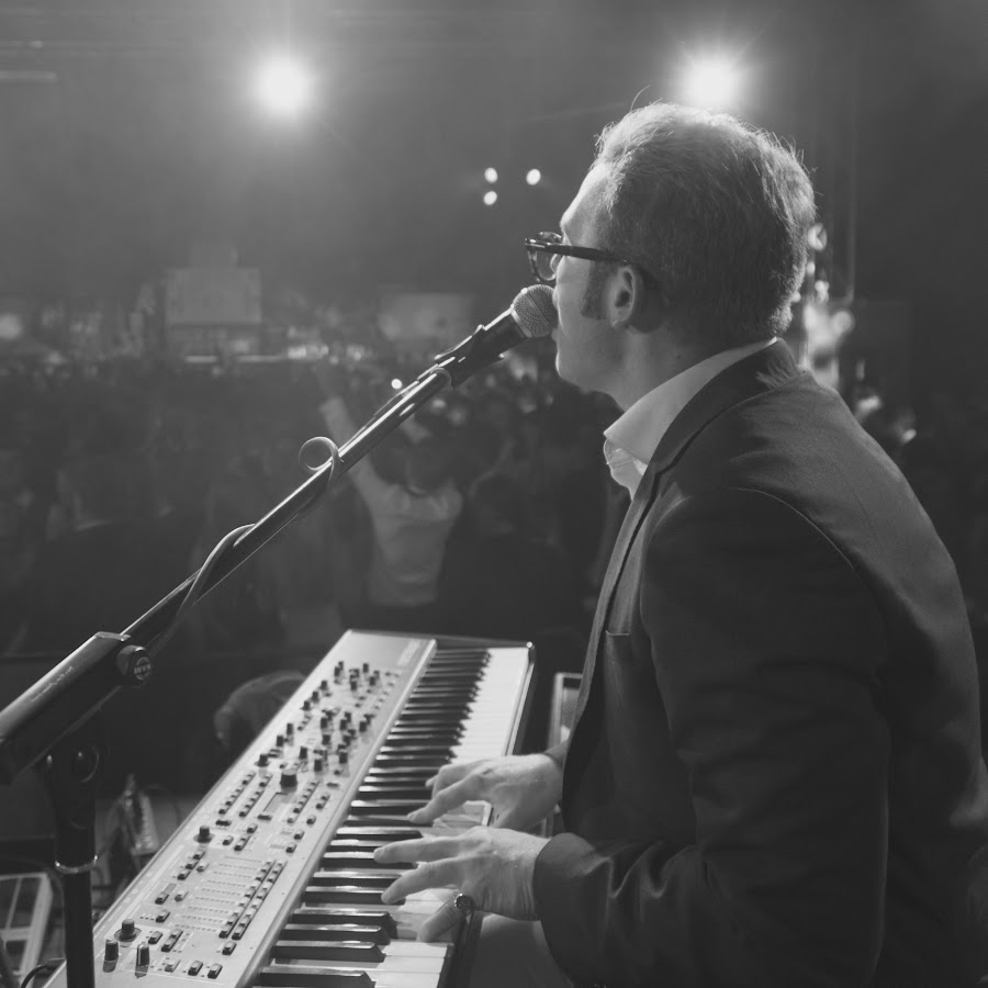 Richard Reeves - YouTube
