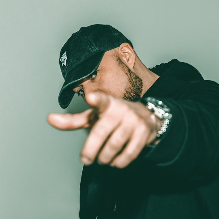 Kool Savas Official | Essah TV Net Worth & Earnings (2025)