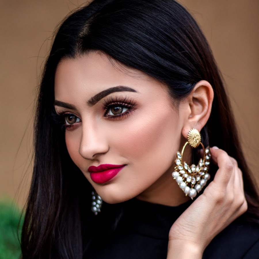 Салека шьямалан. Шьямалан 2024. Ewa lanrecz. Роси ингуанцо актриса. Салека.