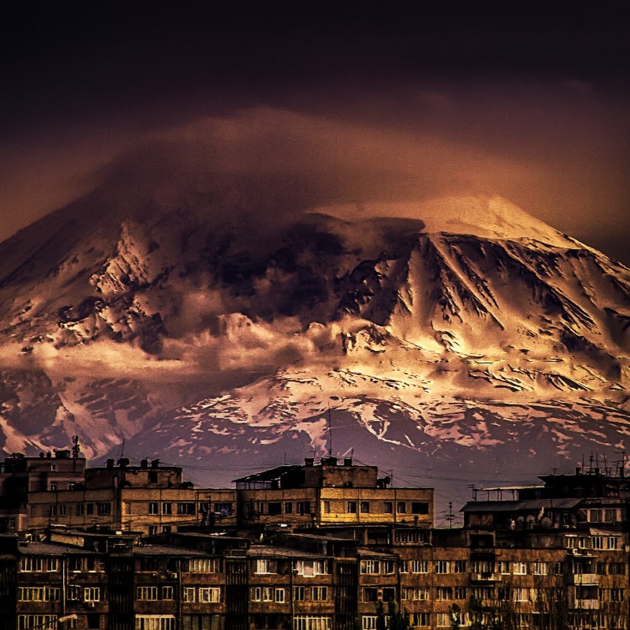 Арарат ночью