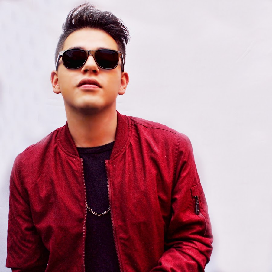 Daniel Martinez - YouTube