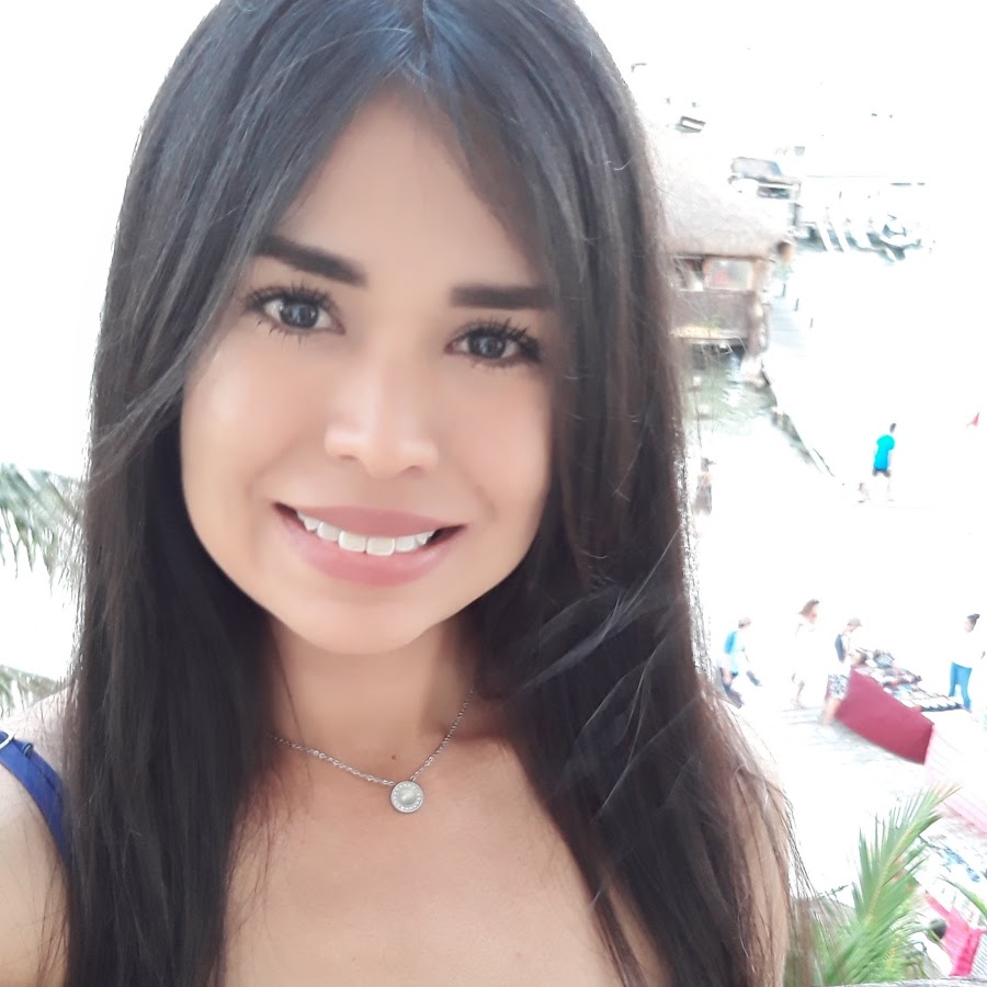 Alejandra Bañuelos - YouTube