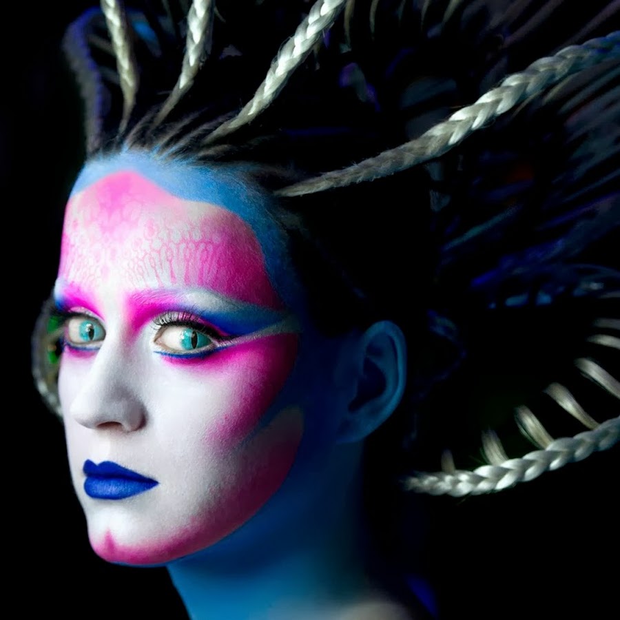 Кэтти уэст. Katy Perry extraterrestrial. Katy Perry et. Прическа инопланетянки. Инопланетянка