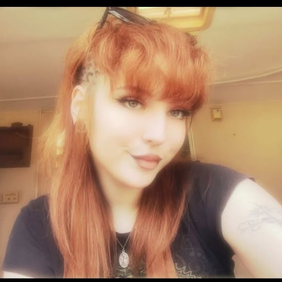 hippie child Rhiannon 