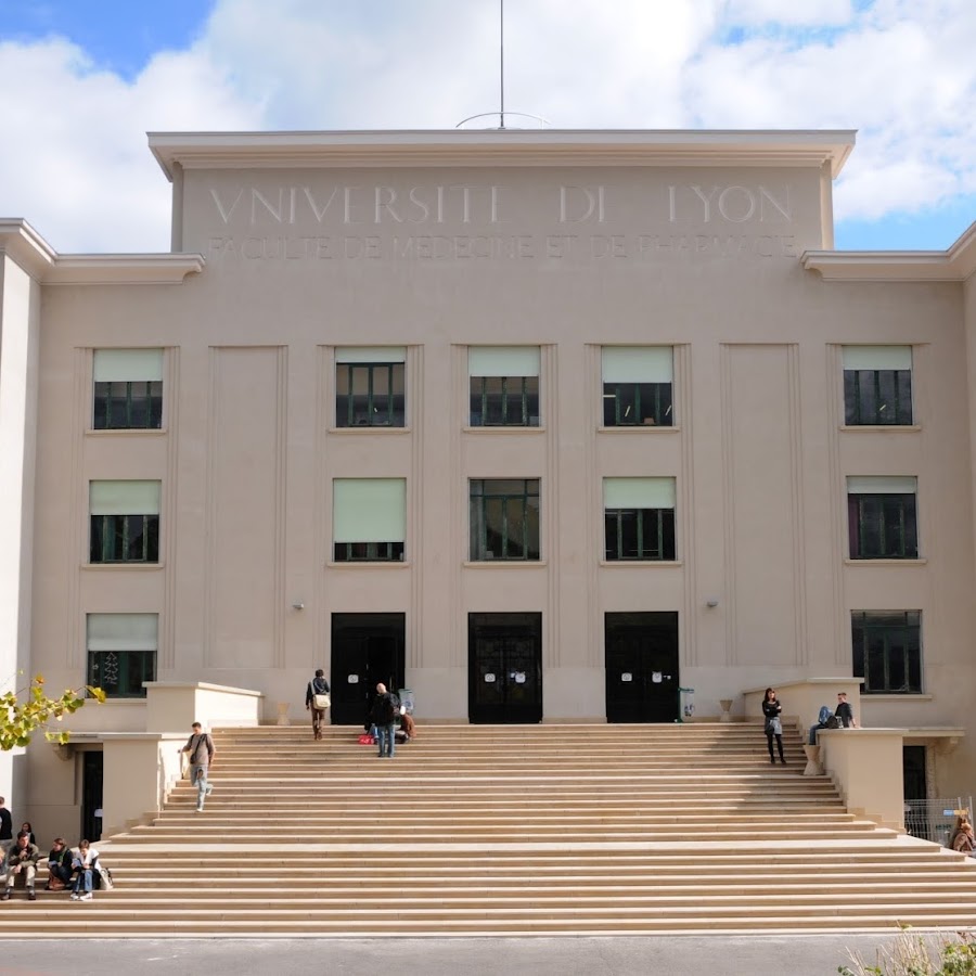 Etudiants Médecine Lyon Est - YouTube
