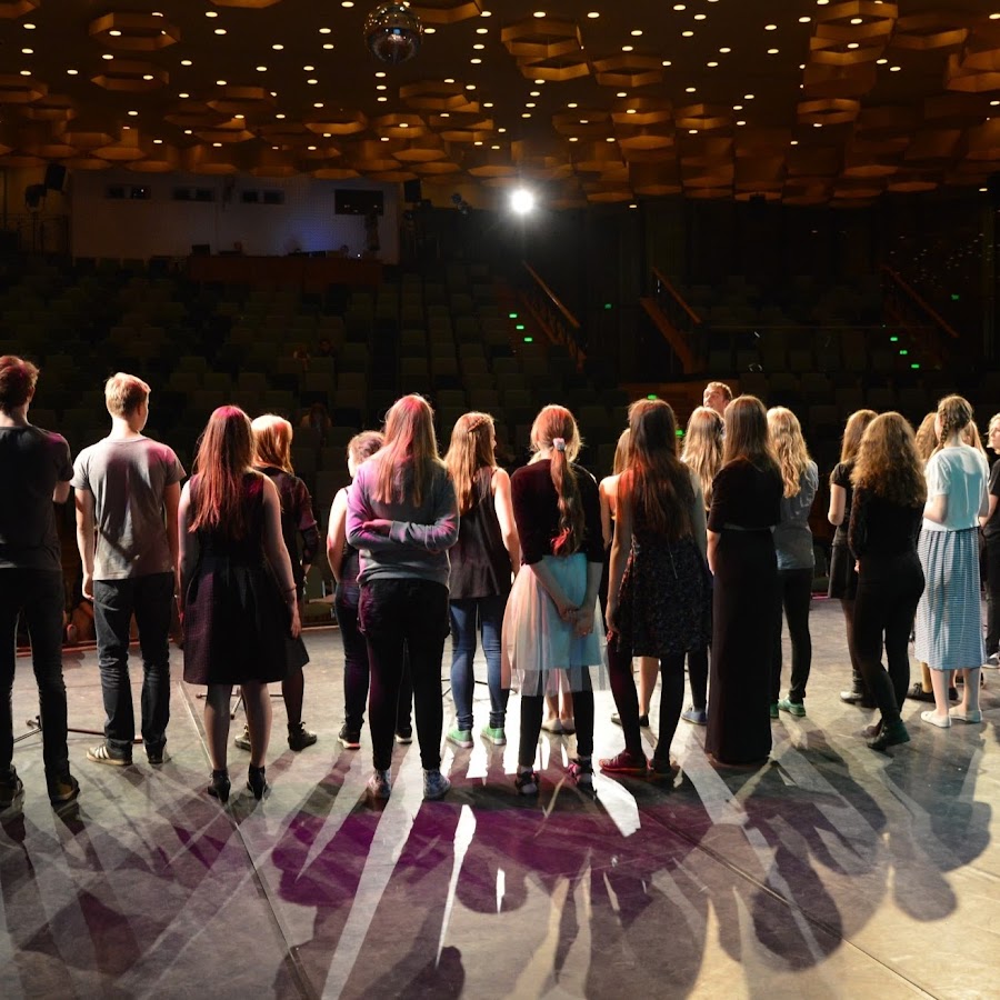 CHOR Gebrüder Montgolfier Gymnasium Berlin - YouTube