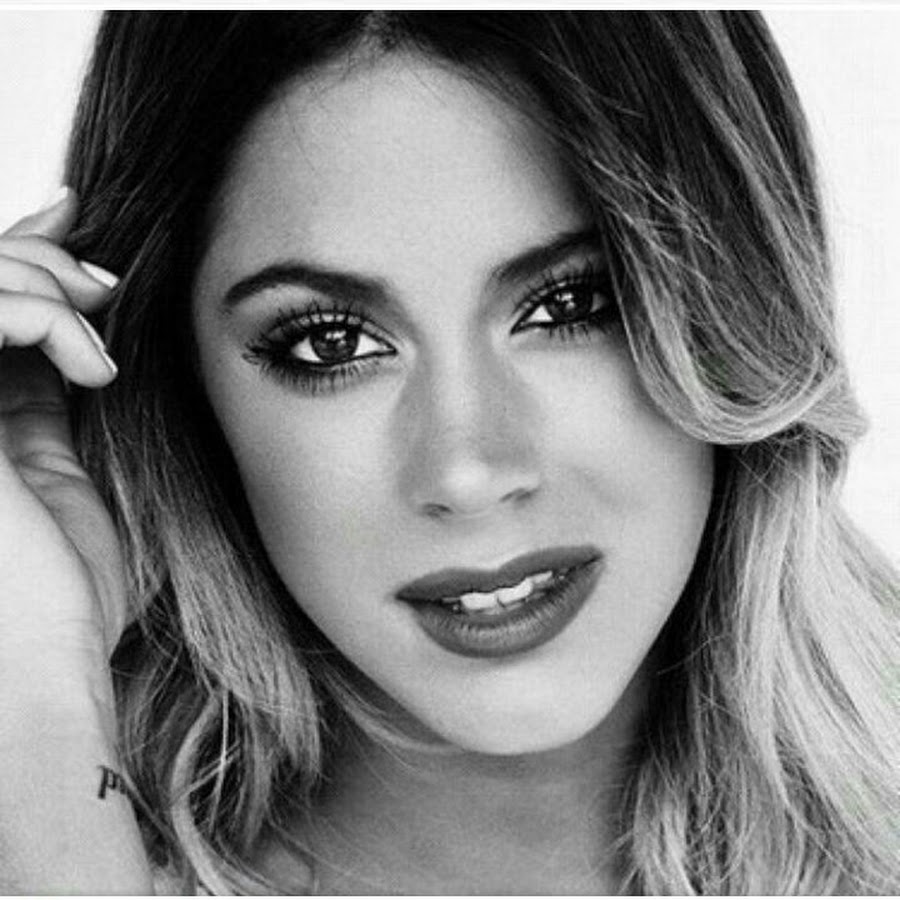 Tini Stoessel - YouTube