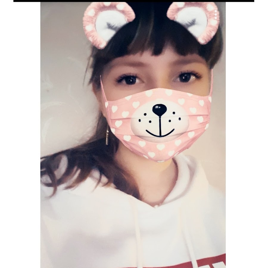 Eva Araves - YouTube