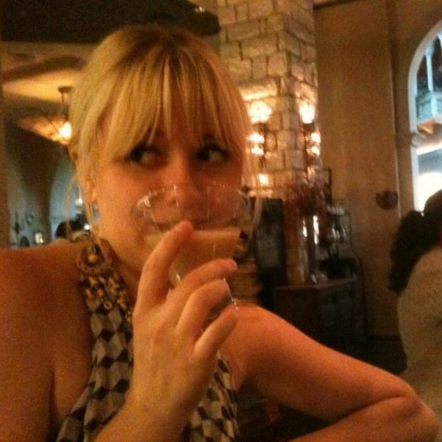 Julia Austin - YouTube