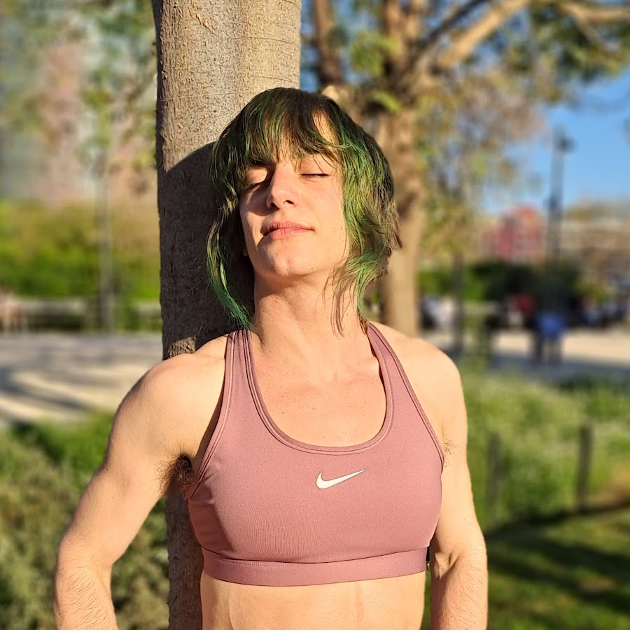 Aragne Spicy - YouTube