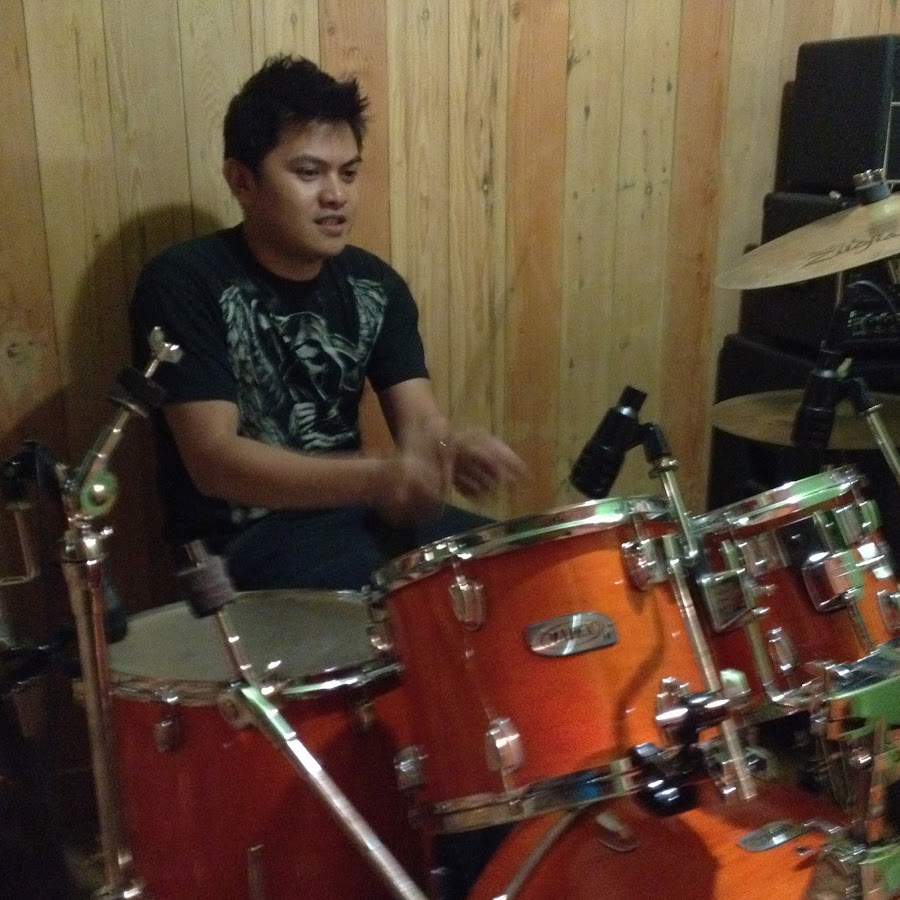 Richard John - YouTube