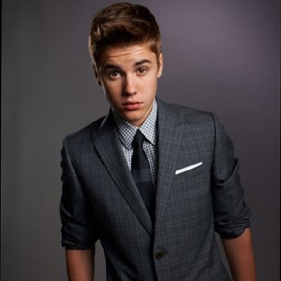 courtney leahy YouTube