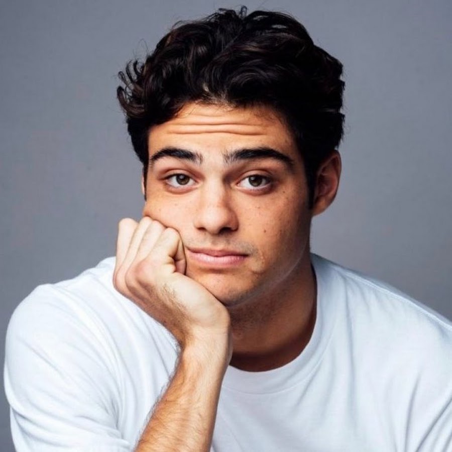 Noah Centineo 