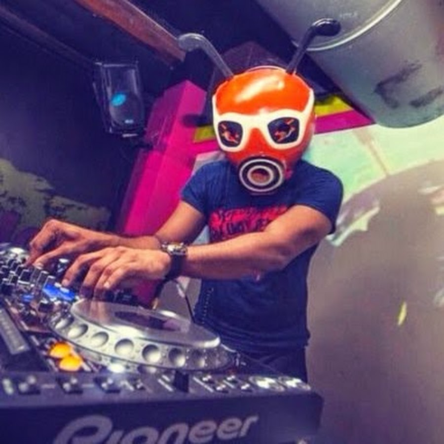 Музыка инкея. Яникс 2022. Sefo şarkilari. Джонас 3 d концерт. Индийский певец k.