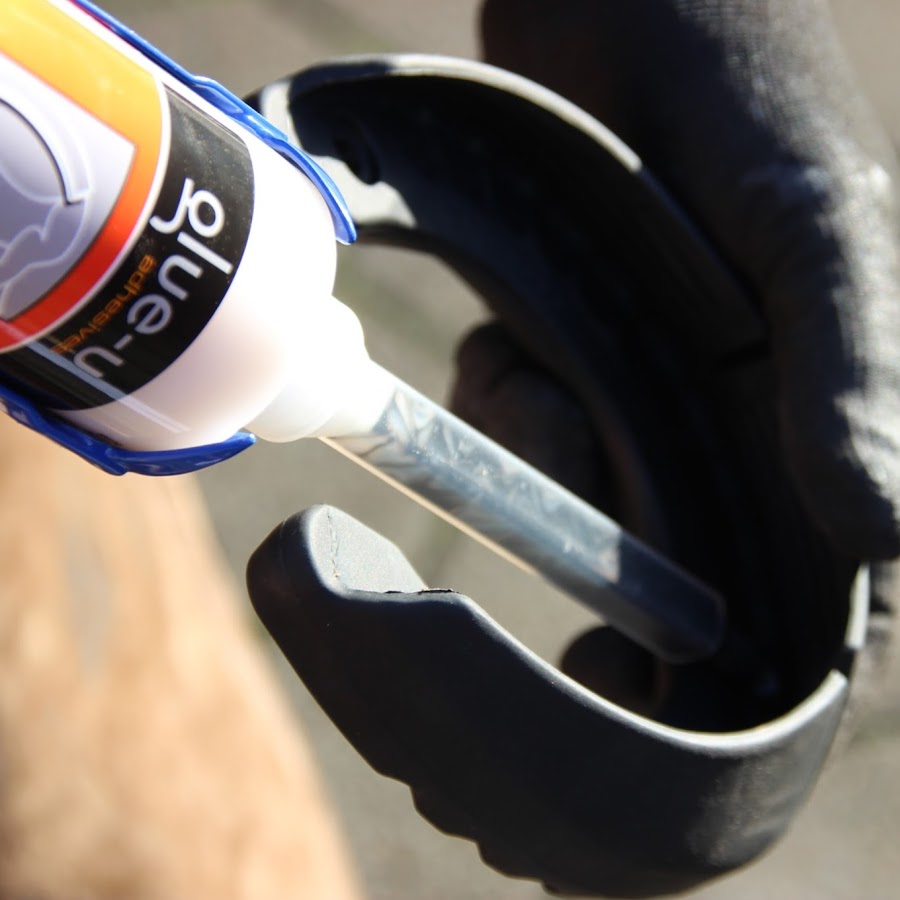 GLUSHU Glue on horse shoes YouTube