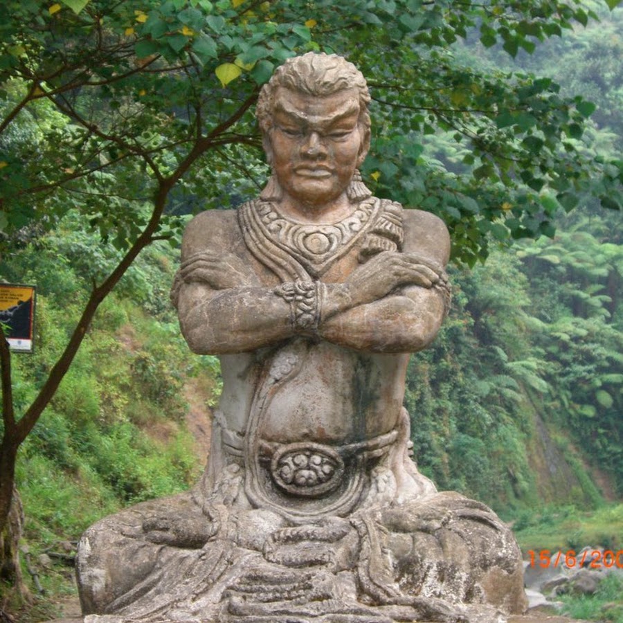 Gajah Mada - YouTube