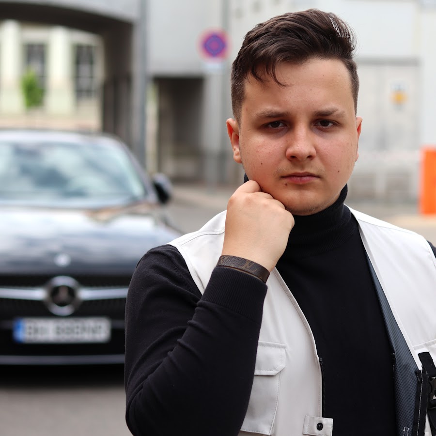 Tóth Benedek - YouTube