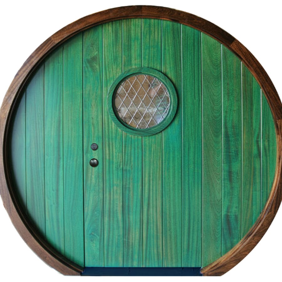 Bag End door Hobbiton by Kittycatpryde on DeviantArt Hobbit house, Highland home