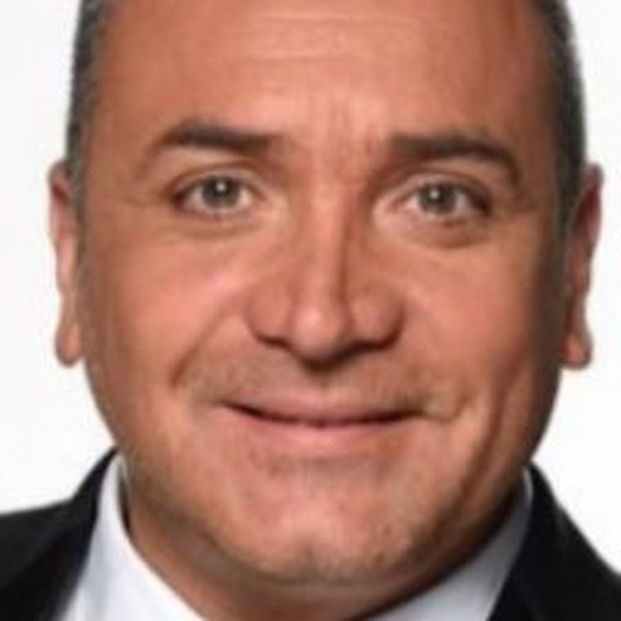 José Zúñiga - YouTube