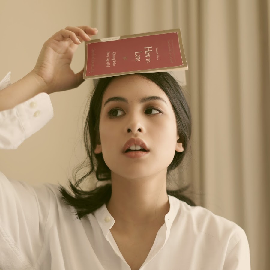 Maudy Ayunda - YouTube