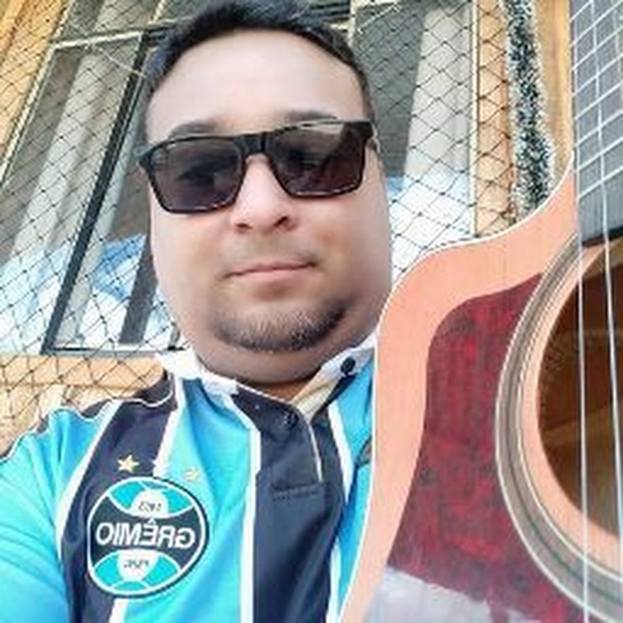 Thiago De Sá - YouTube