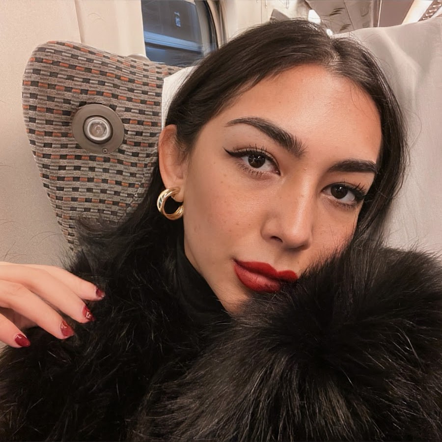 Shania Salsabila - YouTube
