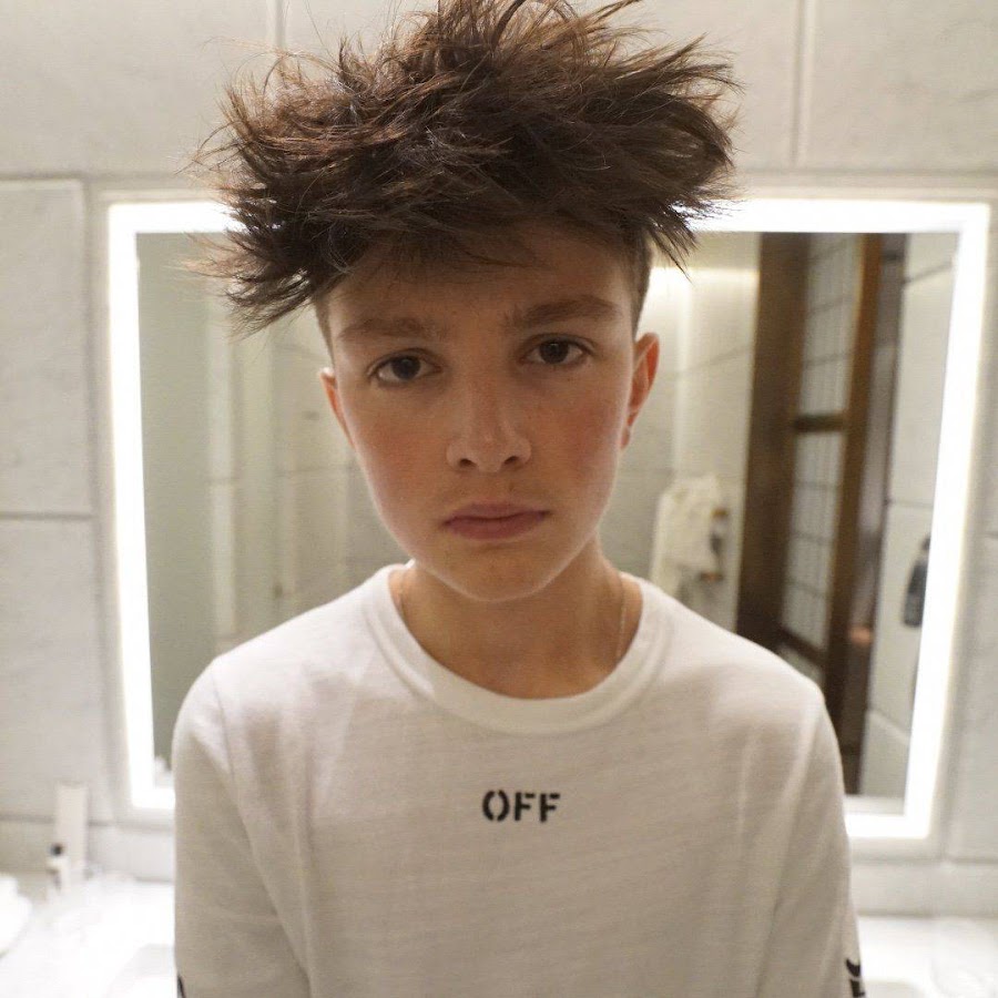 Morgz is the best YouTuber in the world - YouTube