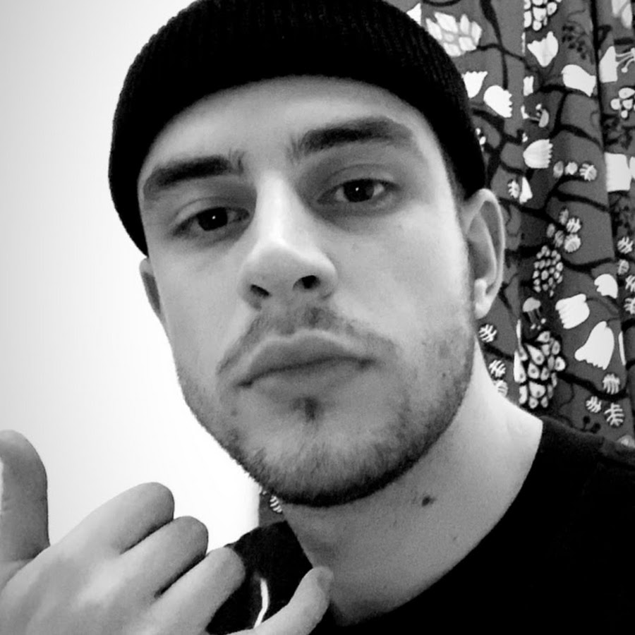 Подставки для джойстика саб-зиро. Sub guy. Фигурка mortal kombat subzero. Sub guy. Danny dire.