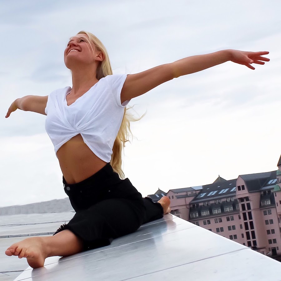 Kamilla's Yoga YouTube