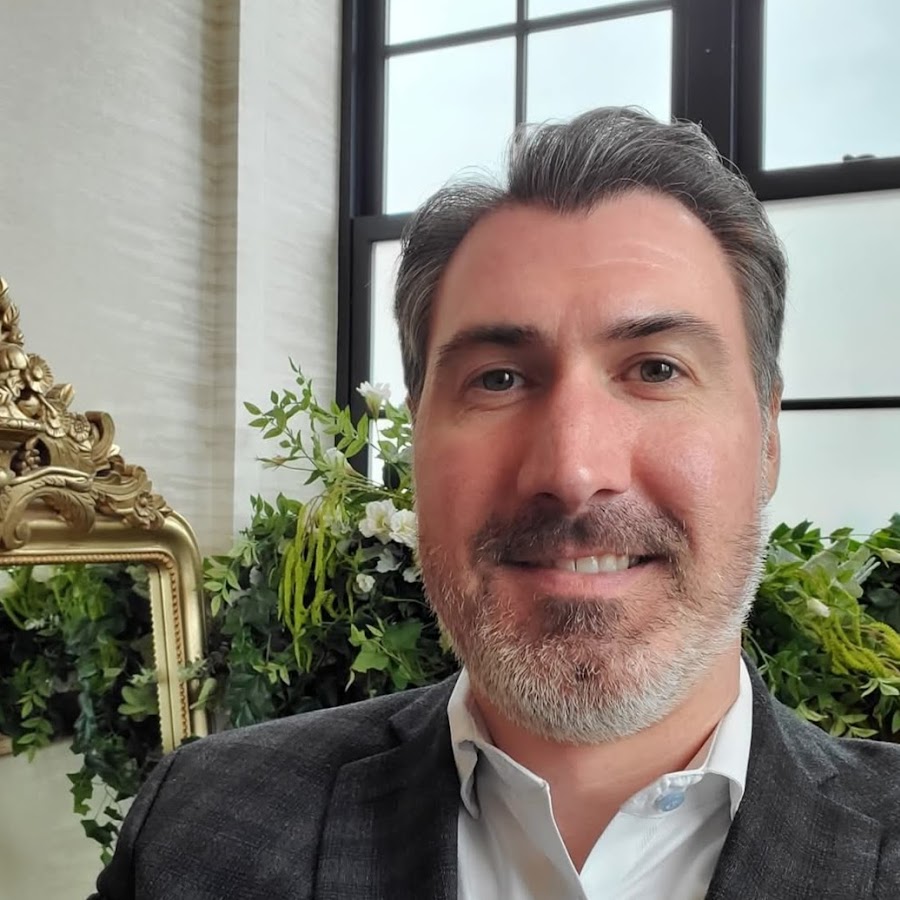 Robert Christopher - YouTube