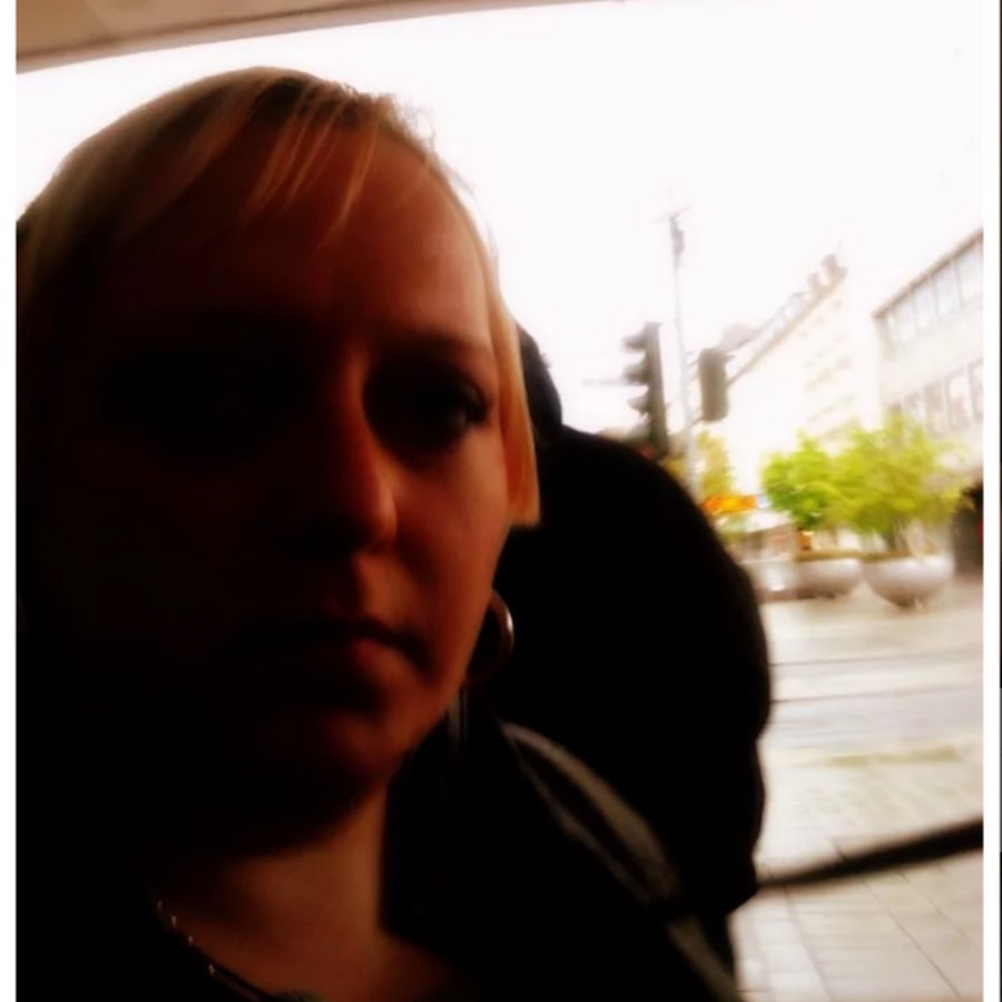 Jasmin Özel Stop Mind Control - YouTube