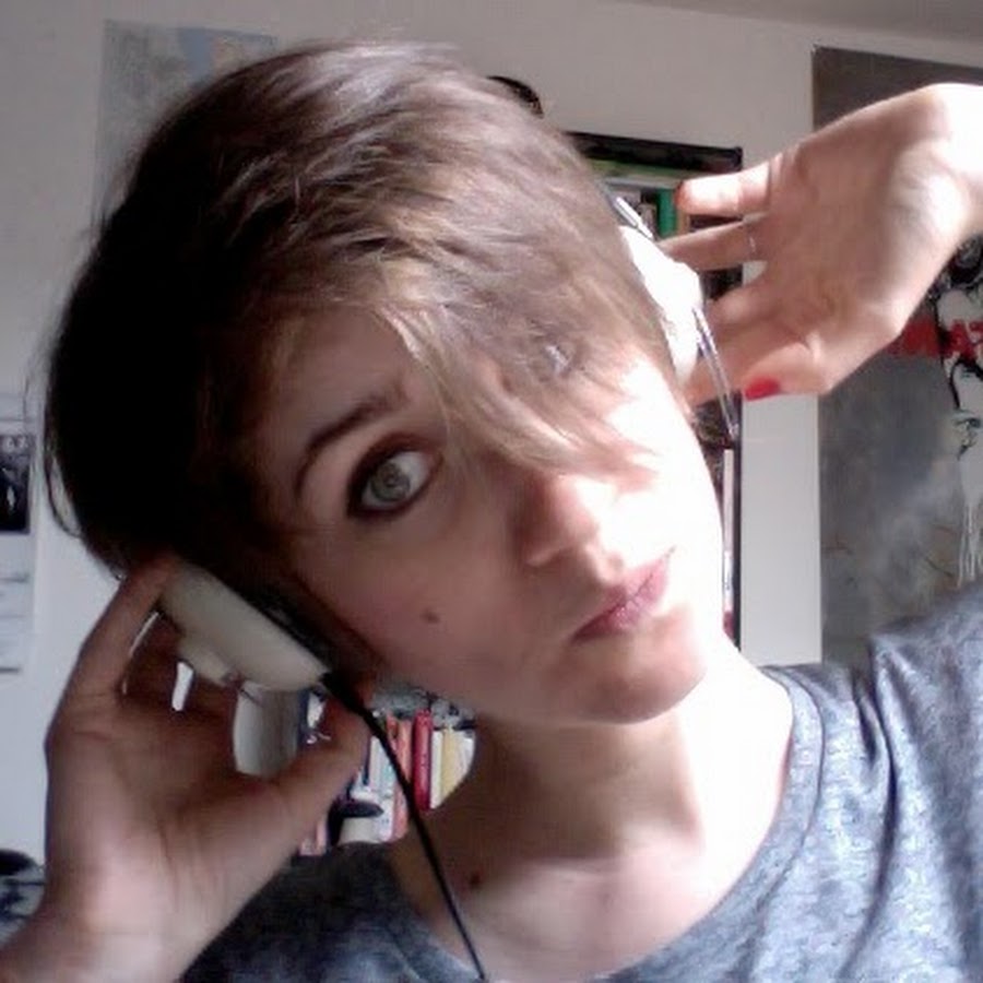 Eve Barlow - YouTube