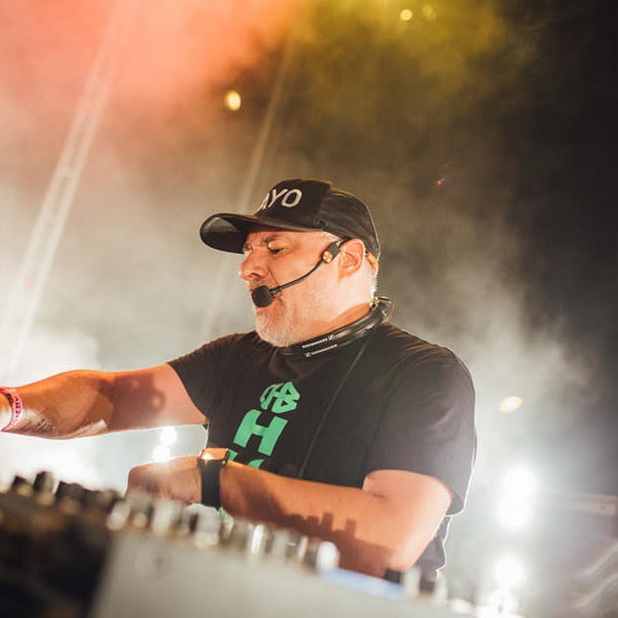 CHIMO BAYO SPAIN YouTube