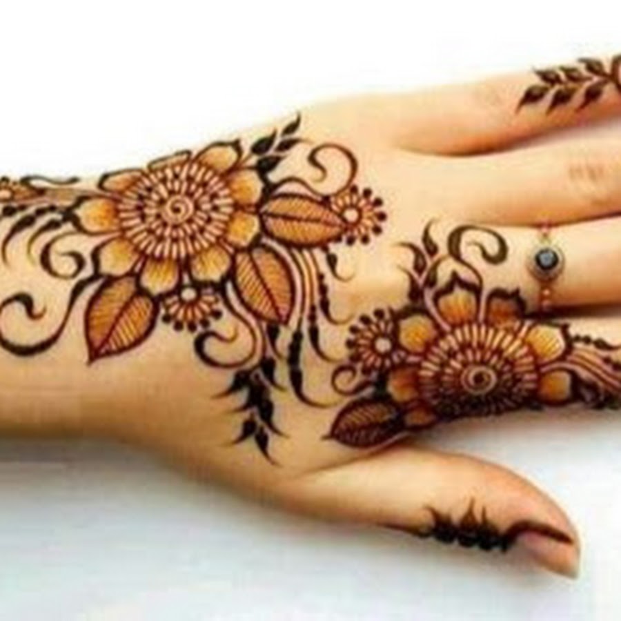 рисование хной на руках. узоры хной на руке. мэнди арт. тату хной. искусство мехенди.