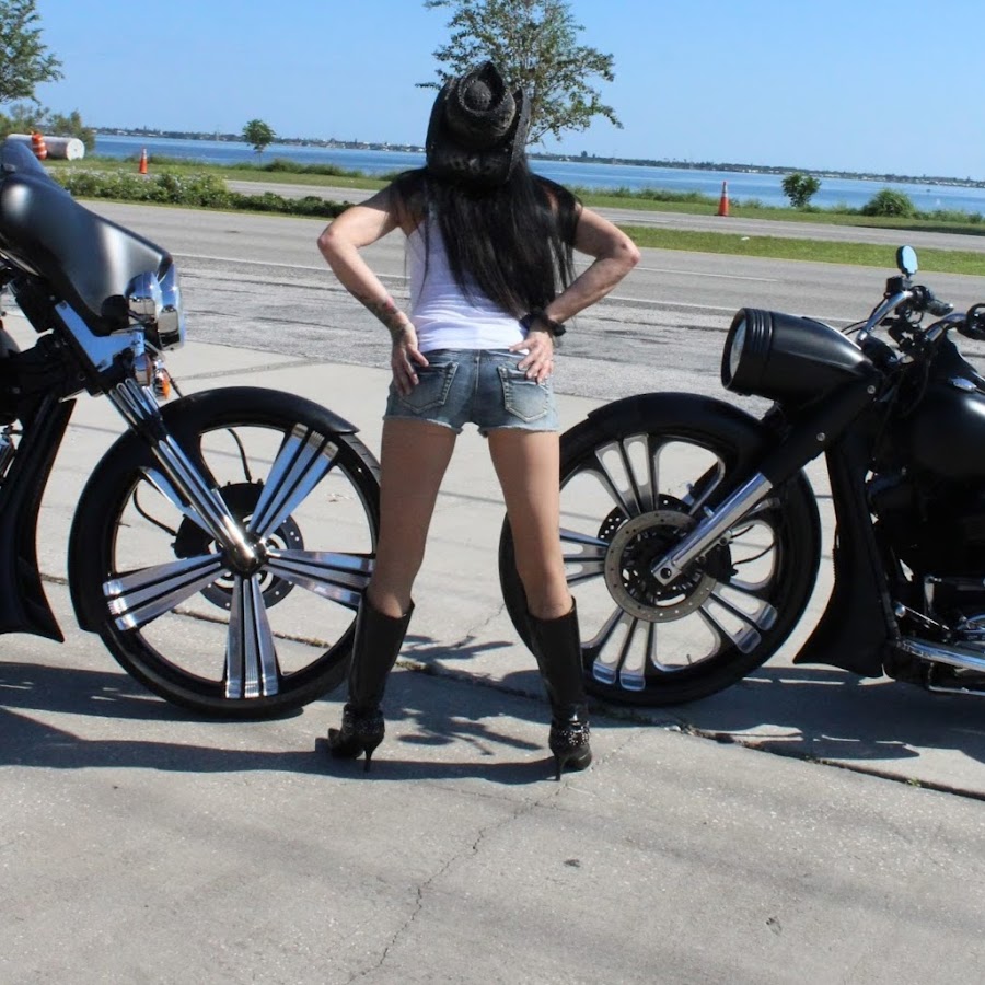 Bad Boys Toyss - YouTube