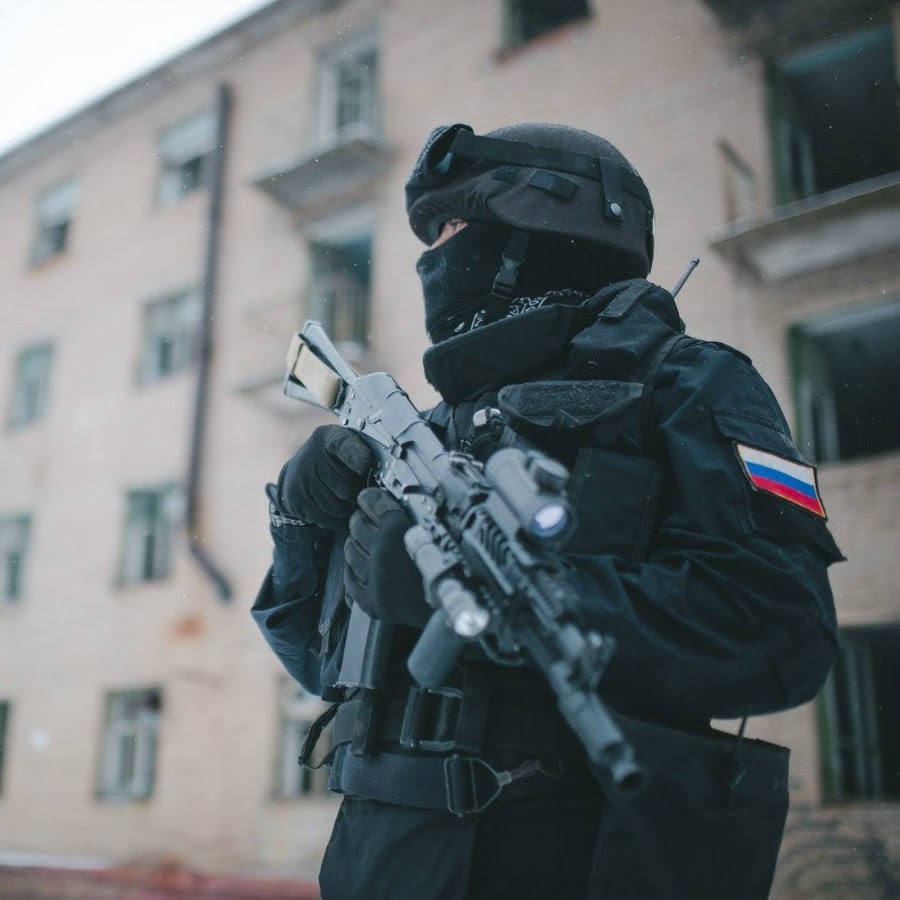 Пацан в Russia чёрная