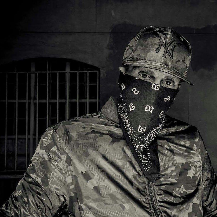 Ak Ausserkontrolle YouTube