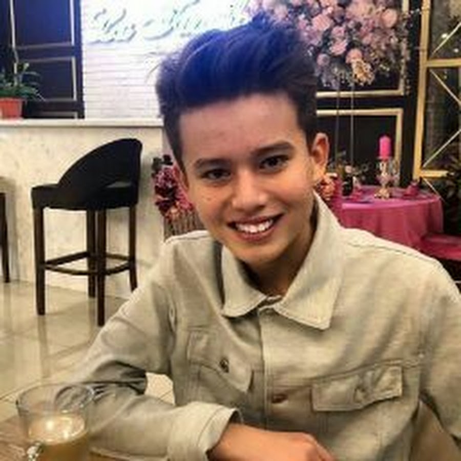 Мағжан хамитов. Магжан хамид. Магжан хамит актёр. Магжан хамит маленький. Актер казахский магжан хамит.