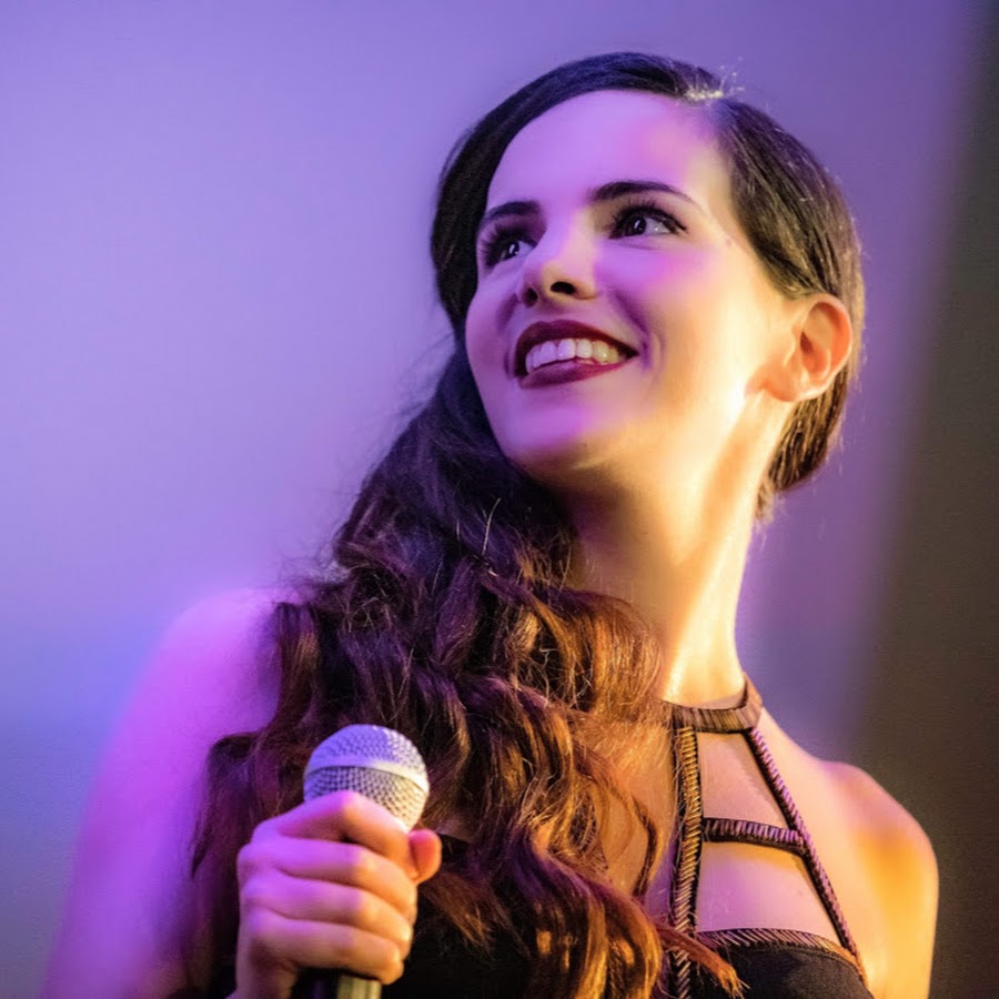 Charlotte Hervieux - YouTube