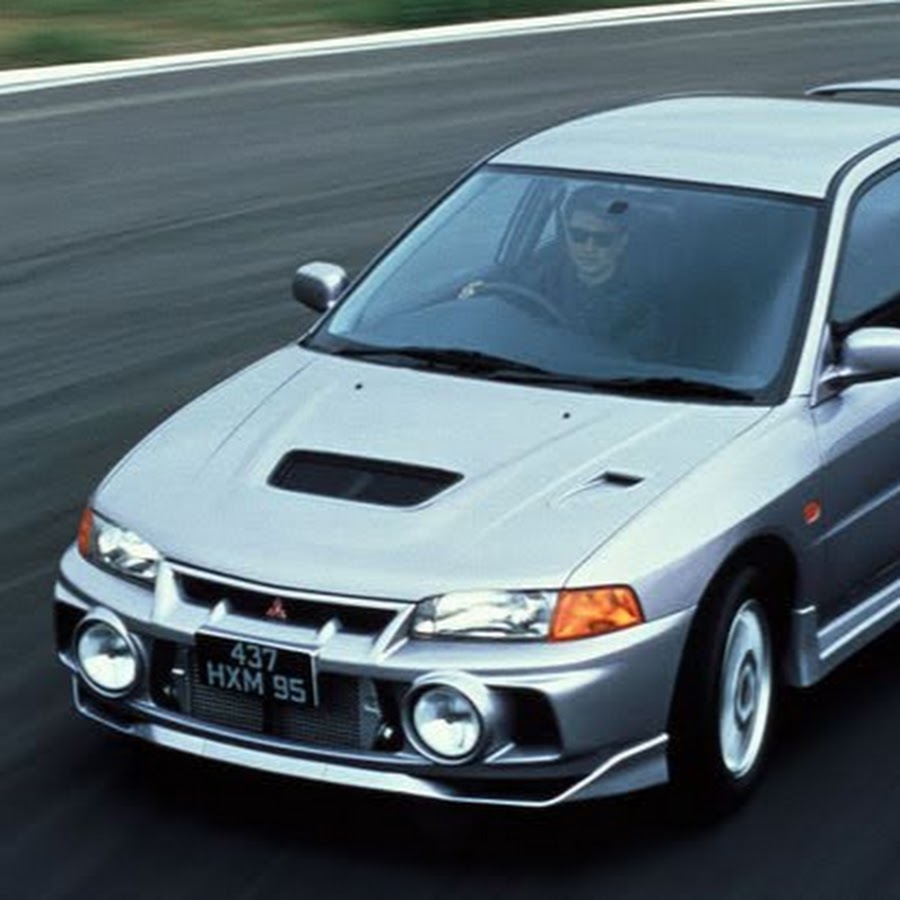 Мицубиси самая самая. Митсубиси Лансер Эволюшн 5. Mitsubishi Lancer Evolution 1. Mitsubishi Lancer Evolution 4 GSR. Митсубиси Лансер Эволюшн 1992.