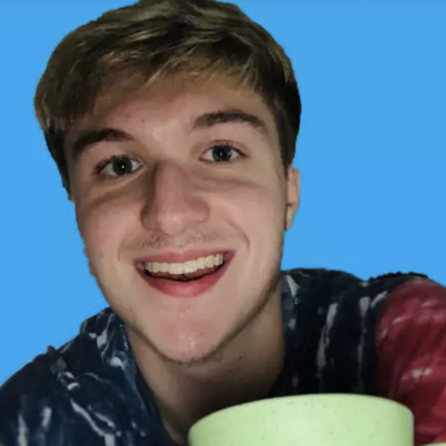 AlexJakobz - YouTube