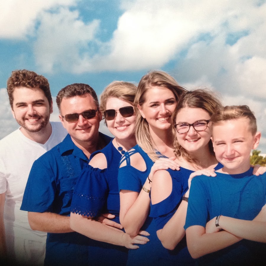Big big family in usa ютуб. Влог из сша. Big big family in usa ютуб. Переехали в свой дом мечты хаус фэмили бокс влог. Влог из сша.
