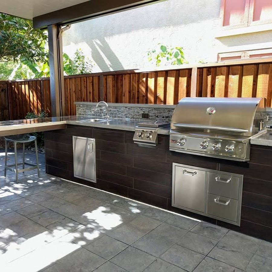 Creative Outdoor Kitchens - YouTube