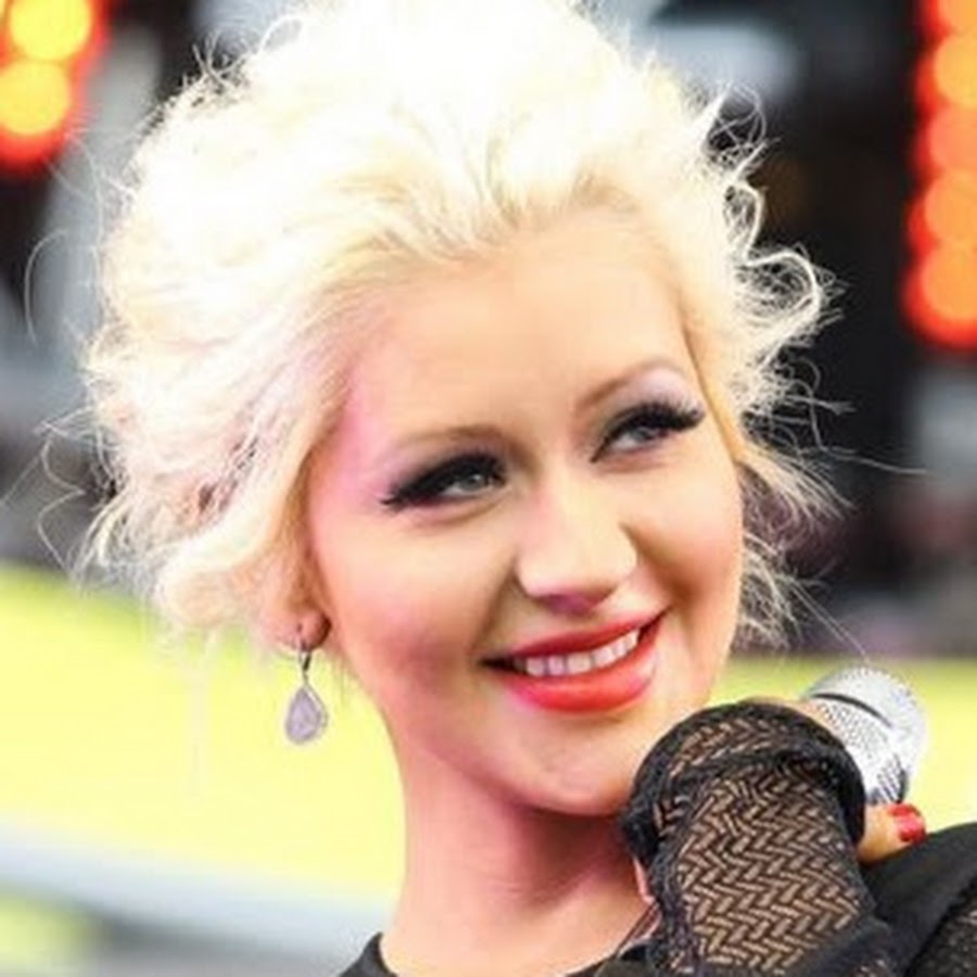 QUEENXTINASLAYS - YouTube