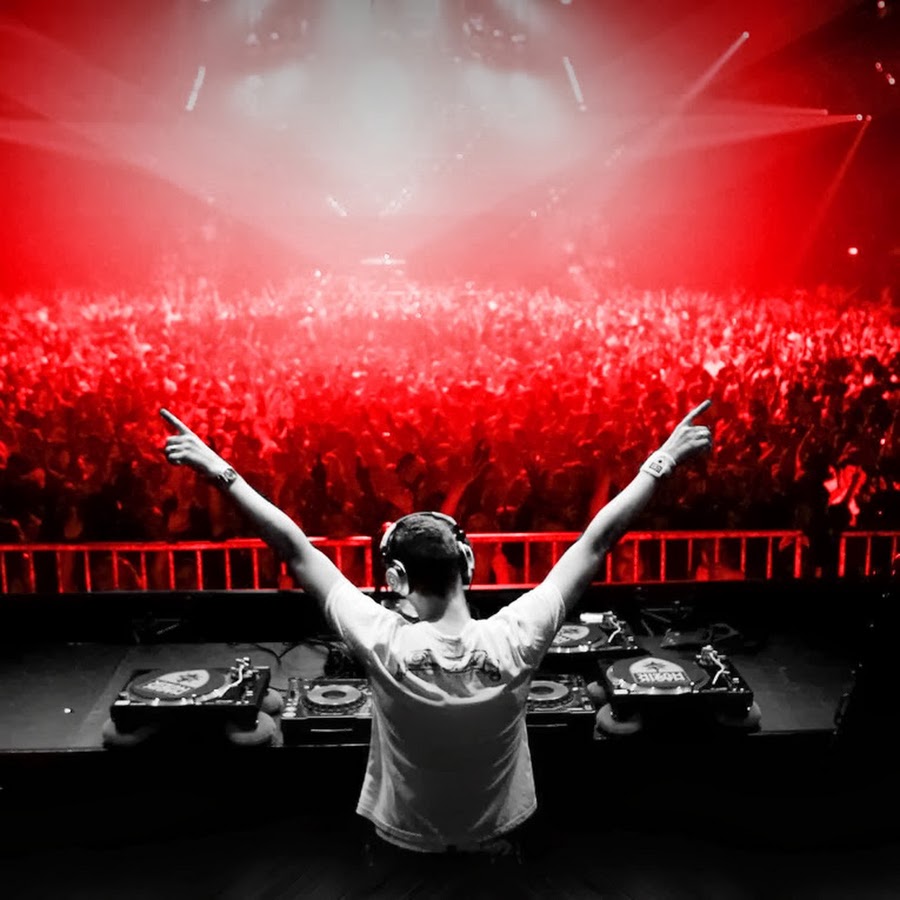 Dimitri vegas nova. Techno house 2000. Dimitri vegas & like mike фото. Dimitri vegas & like mike фото. S.